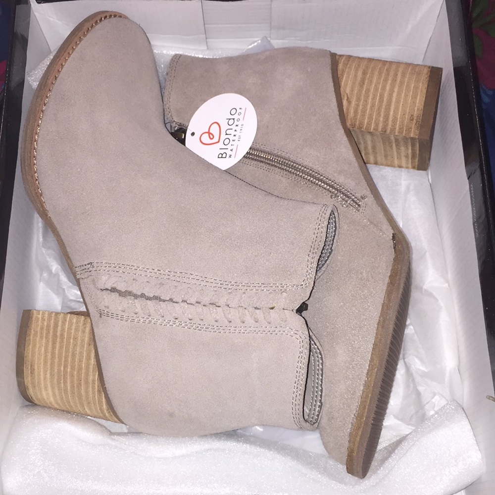 Blondo Nina Mushroom Suede Boots